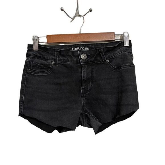 Maurices Women's Black Wash Stretch Whiskered Cut Off Jean Shorts Size Small - Picture 1 of 6